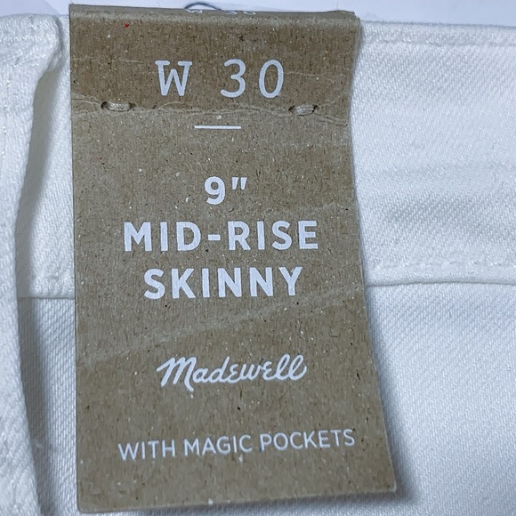 MADEWELL 9" Mid-Rise Skinny Jeans in Pure White - Picture 9 of 9